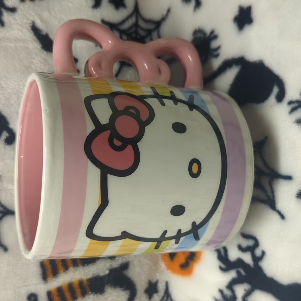 Hello Kitty rainbow mug